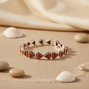 Bracelet pour femme en perles de corail rouge argenté, plaqué or, design triangulaire tendance, style religieux, diamant principal en cuivre, cadeau religieux - Product Image 3