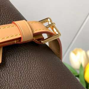 <span class=keywords><strong>2025</strong></span>顶级设计师奢华定制真皮女包厂家批发5A品牌皮革肩包 - Product Image 4