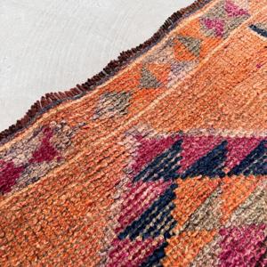 Tapis de 2,7 x 11,5 pieds, tapis turc vintage, tapis en laine patchwork orange - Product Image 4