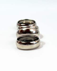 Servilletero de metal detallado y texturizado, perfecto para bodas clásicas, configuraciones elegantes para el hogar y decoración de cenas de temporada - Product Image 4