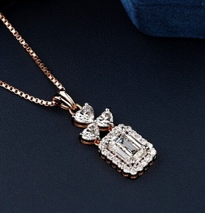 4 TCT Emerald and Heart Lab Created Diamond Pendant Charm en acier inoxydable personnalisé avec placage Cadeau pour elle - Product Image 4