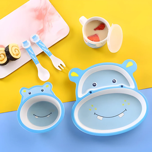 Adorable Ensemble de Vaisselle pour Enfants en Fibre de Bambou Motif Hippopotame de Dessin Animé, 5 Pièces, Comprend Couverts et Baguettes, Design Imprimé pour Repas Bébé et Enfants - Product Image 1