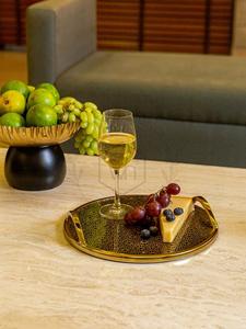 Bandeja DE SERVICIO DE METAL Vajilla Centros de mesa Bandeja de coral decorativa para boda Bandeja de transporte de café chapada en oro con Juego de 2 - Product Image 4