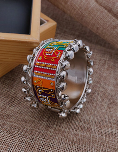 "Bracelet Kada en laiton oxydé pour femmes, bijoux fusion traditionnels et modernes, tenues décontractées, look ethnique Navratri" - Product Image 4