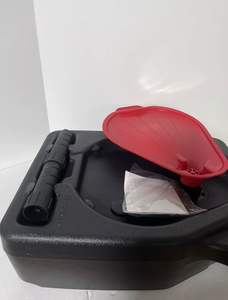 Bac à huile avec rallonge 42113MI 12Ltr / 13 Qrt Hop Kins FloTool Outil de réparation de carrosserie automobile en PVC - Product Image 5