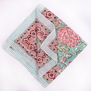 Bandana en coton fait main, léger, doux, imprimé floral, écologique, à nouer, unisexe, toutes saisons, lavable, promotionnel - Product Image 3