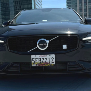 Volvo V60 Recharge T8 Polestar Engineered Usado 2024 - Product Image 1