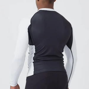 Wholesale Breathable Quick Dry <b>Men</b> Rash Guard In Custom Logo Training Rash Guard Grappling <b>Swimming</b> Customized <b>Men</b> Rash guard - Product Image 3