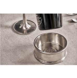 Posavasos para botellas de vino de Metal con acabado plateado de diseño único, perfectos para decoración artística del hogar y juegos de regalo para ocasiones especiales - Product Image 1