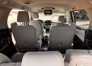 Minivan Honda Odyssey Elite 2020, Bien Cuidada y Limpia - Product Image 5