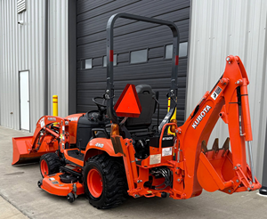 รถแทรกเตอร์แบคโฮ Kubota BX23S มือสอง/ใหม่ พร้อมชุดตักดินอเนกประสงค์ สำหรับงานเกษตรและก่อสร้าง ราคาถูก - Product Image 2