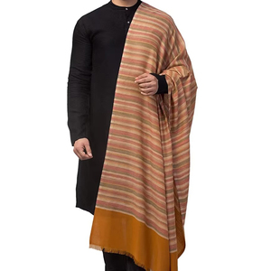 Chal de Invierno para Hombre en Oferta, Hecho a Medida con Logotipo Impreso, Transpirable, Diseño Sólido, Bufanda Étnica Moderna con Bordado de Pakistán - Product Image 5