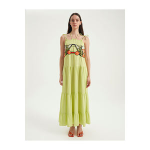 Vestido de viscosa BGN con tirantes de cuerda bordados, estilo casual, modelo S23D013 - Product Image 3