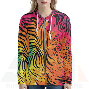 Sudadera con Capucha de Invierno para Mujer, Estampado Animal Tie-Dye Arcoíris Premium, Tejido de Rizo, Colorida, Ligera y Cómoda - Product Image 3