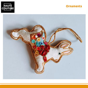 Lapin brodé à la main d'origine indienne avec lingot rouge et paillettes de fleurs colorées Décoration Ornements suspendus pour la décoration intérieure - Product Image 2