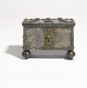 Custom Creative Metal Embossed Treasure <b>Chest</b> Viking Pirate Skull Mini Treasure <b>Chest</b> Home Decoration Jewelry <b>Storage</b> Box - Product Image 1