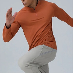 Hauts de sport à haute performance pour la course à pied, vêtements d'entraînement fitness à faible MOQ, veste de survêtement de gym à fermeture éclair 1/4, réduction sur les achats en gros - Product Image 4