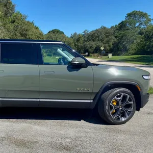 2023 Rivian R1S Launch EditionクワッドモーターAWD大型バッテリーパックローンチグリーン