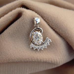 Pendentif et breloque en argent sterling de haute qualité avec moissanite taille ovale couleur VVS1 et D rond pour femme, idéal pour les occasions festives - Product Image 2
