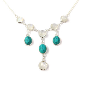 Collier en cristal multi-brins de 8,5 grammes, élégant et léger - Product Image 1