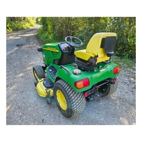 Tondeuse compacte John Deere X940 à vendre avec moteur de 24 chevaux, plateau de coupe de qualité commerciale et performances de coupe fiables - Product Image 1