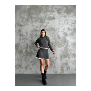 Set di maglieria con collo a Polo da donna con minigonna - Product Image 3