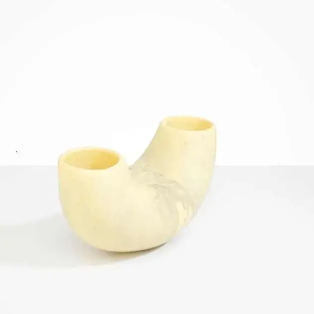 เหลืองอ่อน