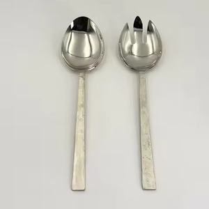 Cucharas para Servir Ensaladas Hechas a Mano con Diseño Moderno, Mango de Acero Inoxidable, Calidad Premium, Aptas para Lavavajillas - Product Image 2