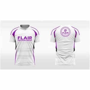 Maillot de football personnalisé pour adultes – Qualité supérieure, 100 % polyester, confortable, respirant, séchage rapide, anti-bactérien, col en V, coupe courte - Product Image 4