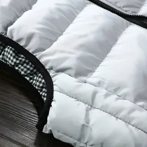 เสื้อแจ็คเก็ตบุรุษคุณภาพดีที่สุดของผู้ชายสําหรับฤดูหนาวขนาดบวกกันน้ําลาย Camo เสื้อกั๊กโลโก้ที่กําหนดเอง - Product Image 6