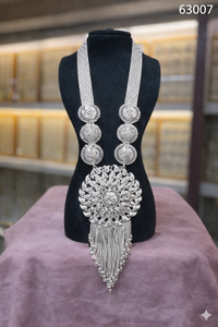 Ensemble de collier long plaqué or avec grand pendentif floral et boucles d'oreilles Jhumka, bijoux de mariée haut de gamme, modèle 63006 - Product Image 2