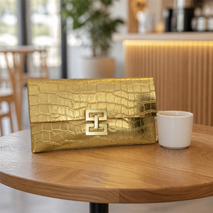 Bolso de mano tipo sobre con estampado de cocodrilo dorado, bolso de noche de lujo para mujer con cierre metálico - Product Image 3