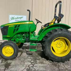 Tractores John Deere 5045e PowerPro Usados de Uso Industrial Estándar en Venta - Product Image 1