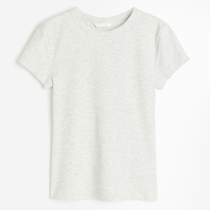 T-shirt doux pour femmes avec impression personnalisée chemise confortable de vente chaude pour les femmes impression bouffante de décoration de bouton - Product Image 3