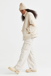 เสื้อแจ็กเก็ตบอมเบอร์ผ้าซาตินสำหรับใส่ลำลองมีซิปกันน้ำกันลมออกแบบได้ตามต้องการมีซิมพิมพ์ลายแบบยาว - Product Image 6