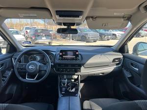 Nissan Rogue SV 4 portes SUV 2024 d'occasion en excellent état - Product Image 5