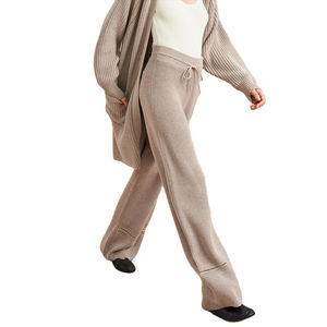 2025 femmes décontracté tricoté pantalon chaud laine demi-Cardigan pantalon plat avec cordon taille respirant hommes tricoté pantalon - Product Image 3