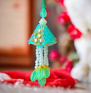 Offre Spéciale perles indiennes traditionnelles Rakhi cadeau décoratif et sentimental pour le festival Rakhi disponible au meilleur prix - Product Image 1