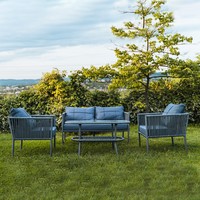 Ensemble de canapés modernes en rotin pour intérieur et extérieur avec table basse pour salons, hôtels, cafés, restaurants, villas, appartements, centres commerciaux