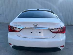Hyundai Sonata GLS 2014 usado en venta a bajo precio - Product Image 6
