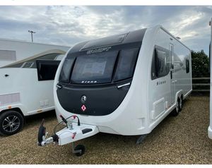 Caravane tout-terrain en acier avec camping-car escamotable, capacité de charge de 1000 kg, design léger pour une utilisation familiale en extérieur - Product Image 2