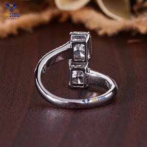 Anillo de oro blanco con diamantes de corte redondo y radiante TDW 2,42 de Labstone/Lujo que dura toda la vida/Color DE LA EF-VS - Product Image 4