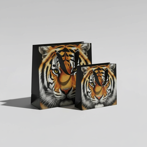 Sac cadeau en papier d'art de luxe personnalisé pour un emballage haut de gamme, écologique, recyclable et biodégradable, décoration de marque d'entreprise - Product Image 2