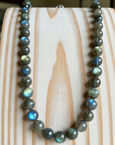 Haute qualité 18 pouces argent 925 femmes accessoire de mode fabriqués à la main naturel Labradorite pierre perles géométrique serrure cadeaux - Product Image 1