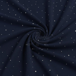 Sudadera con capucha de algodón mezclado con pedrería, de calidad premium, diseñada para brindar comodidad, estilo y uso diario. - Product Image 6
