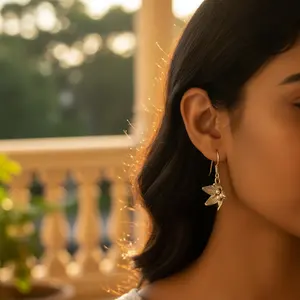 Pendientes de Plata de Ley 925 con Diseño de Flor, Joyería de Moda - Product Image 3