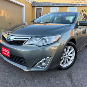 Voiture d'occasion abordable Toyota Camry Hybride XL-E 2013 conduite à gauche - Product Image 1