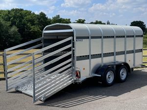 Remorque agricole pour bétail neuve/d'occasion 49LT 14' x 5'8" pour le transport de bétail - Product Image 3