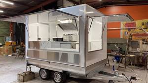 รถขายอาหารเคลื่อนที่สำหรับอาหารจานด่วน ขนมขบเคี้ยว ฮอทดอก และบาร์บีคิว - Product Image 4