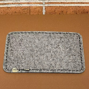 Écusson de vêtements en denim personnalisé Écusson de marque en cuir PU Sac en cuir haut de gamme Chapeau Écusson en cuir spécial Étiquette de vêtements - Product Image 5